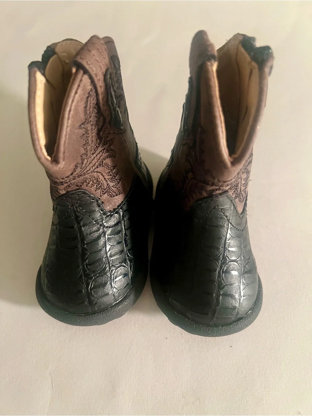 Roper Size 1 Cowboy Booties Two-Tone Embossed